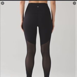 Lululemon 7/8 mesh back pant
